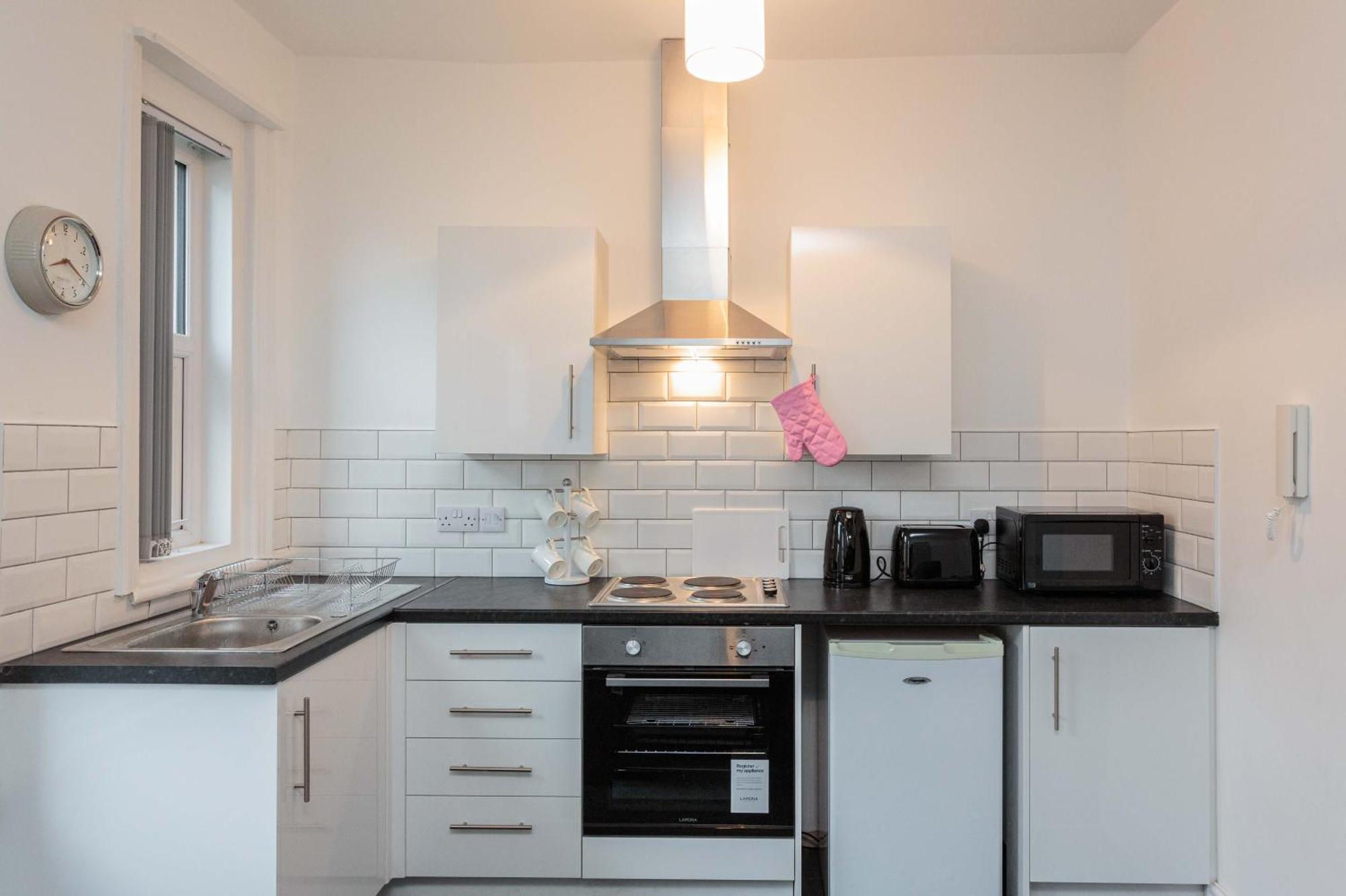 Cherry Property - Berry Apartments Μπλάκπουλ Δωμάτιο φωτογραφία